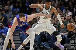 华体会官方平台下载-雄狮客场战胜快船，领跑西部