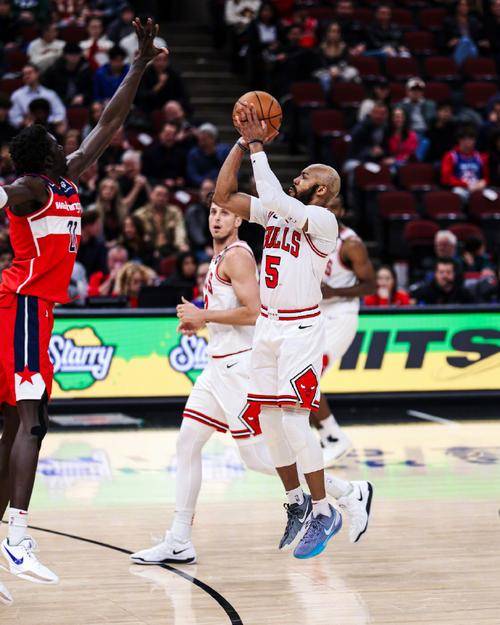 猛龙惨败公牛，东部小组赛发生戏剧性逆转